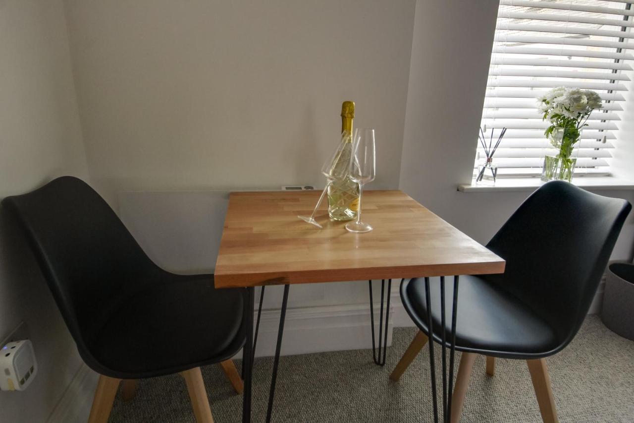 Bay City Studio Apartments By Staying-Away คาร์ดิฟฟ์ ภายนอก รูปภาพ